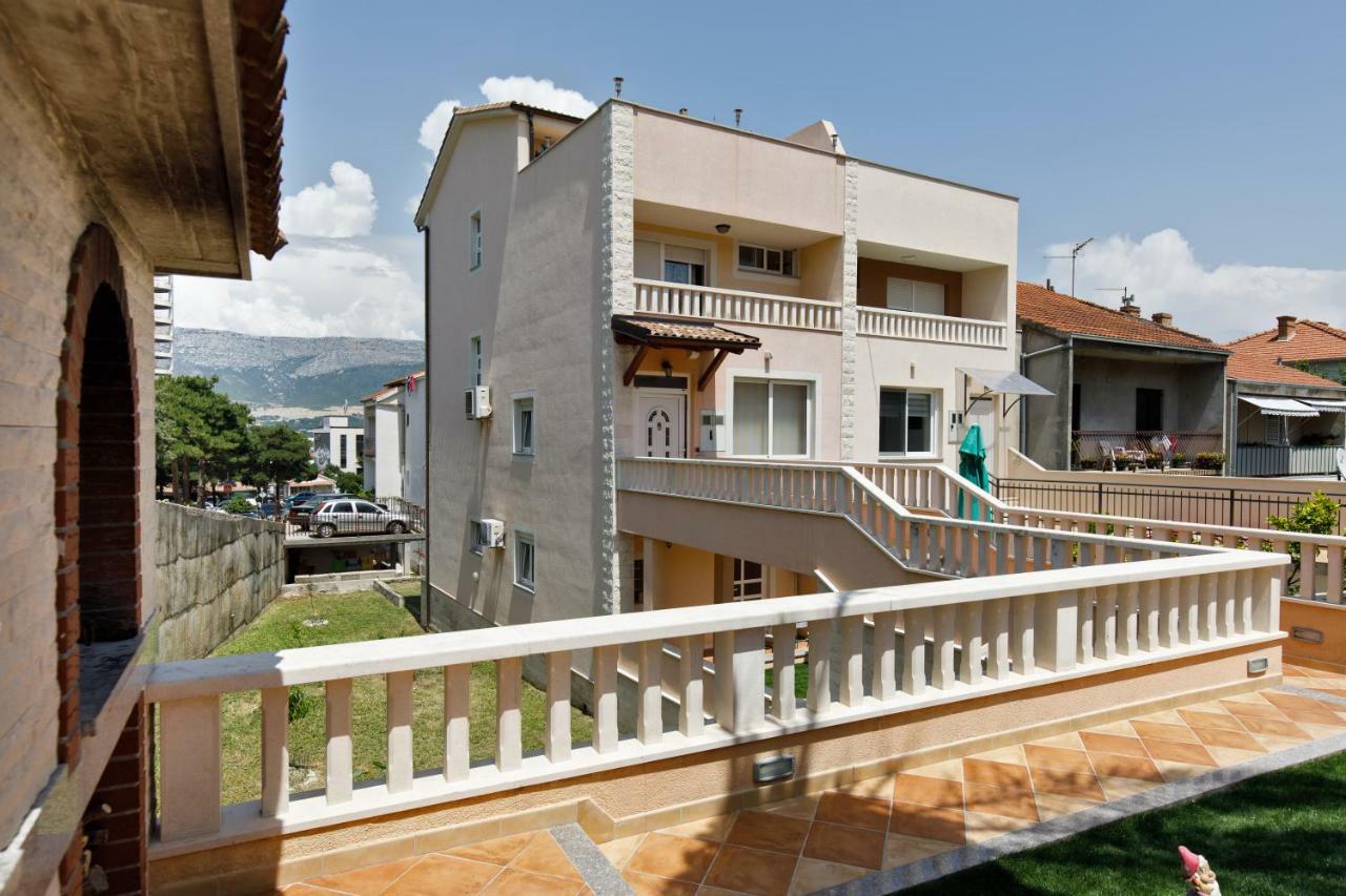 Apartment Punda Split Exterior photo